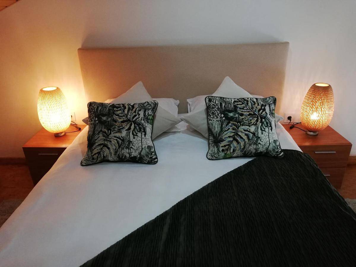 Apartamento inteiro, House 4U - Modern Mezzanine Apartment with Ac, Wi-Fi and Parking - Abrantes in Abrantes e Alferrarede, Rio Tejo