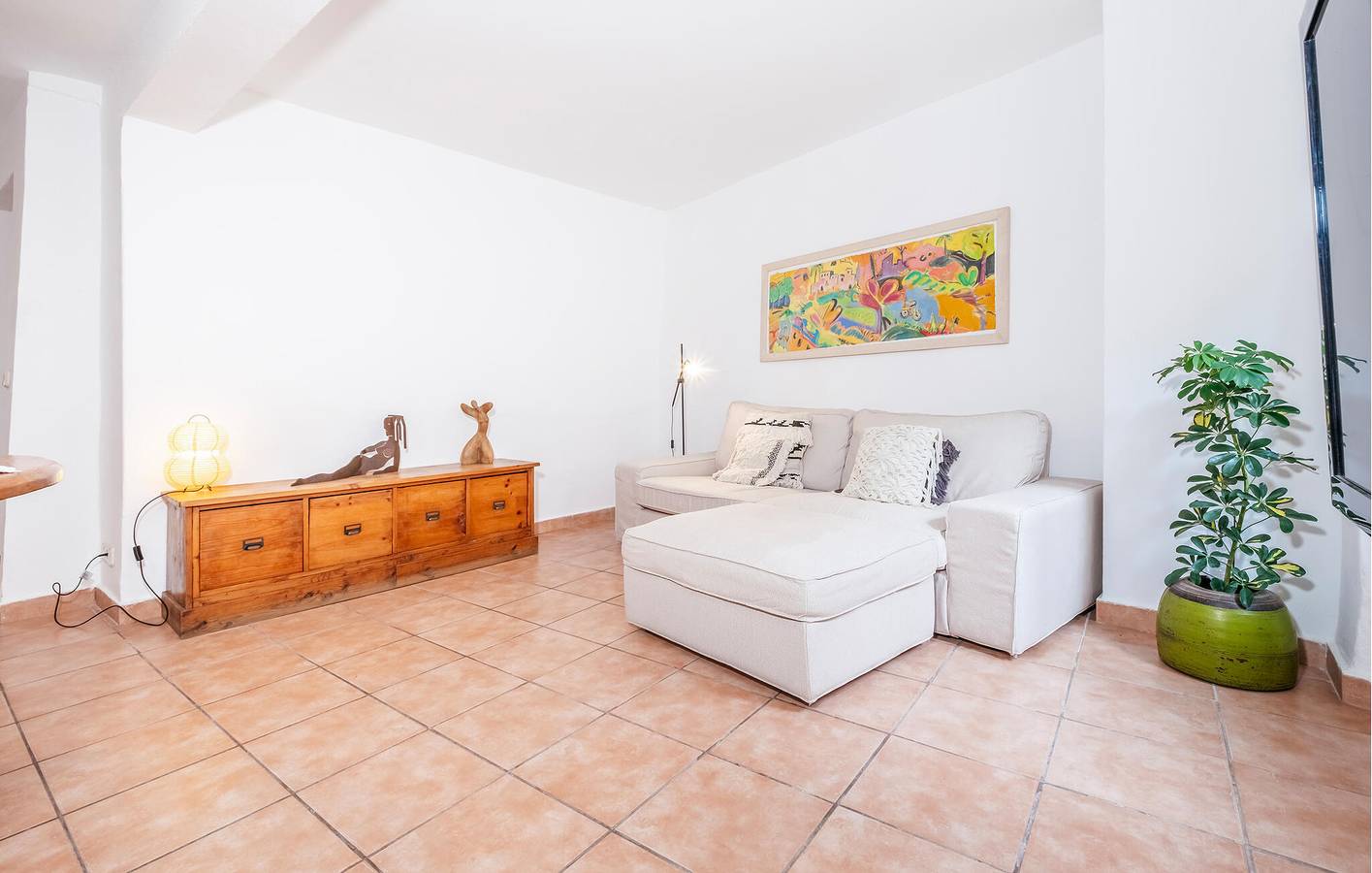 Apartamento de lujo cerca del centro de l'Armentera in La Armentera, Alt Empordà