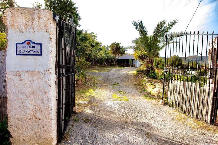 Casa rural para 4 personas, con Balcón y Terraza además de Jardín y Vistas en Vélez de Benaudalla - 3