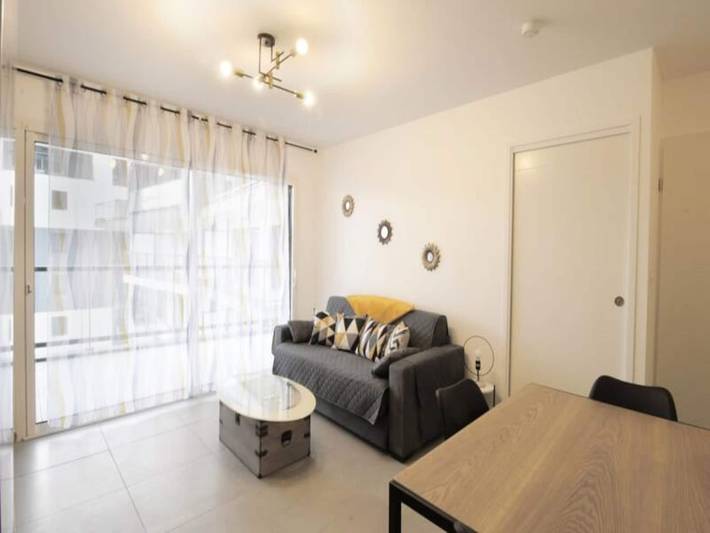 Gîte pour 4 personnes, avec balcon et vue sur le lac, adapté aux familles à Le Bourget-du-Lac - 2