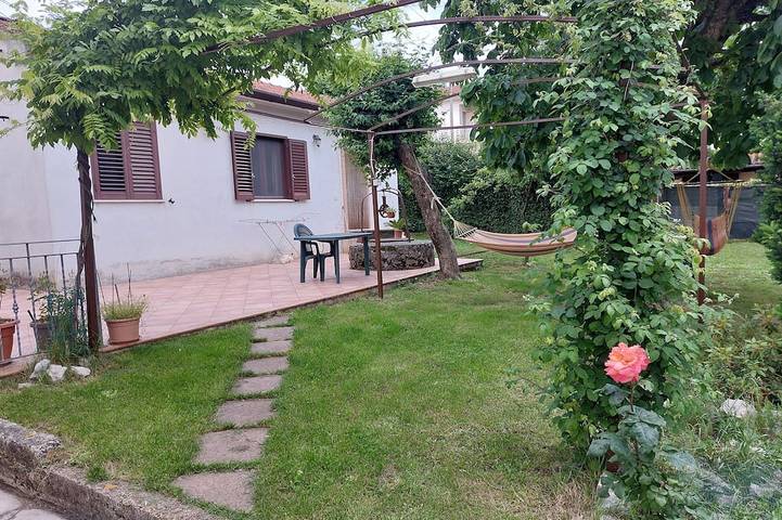 Location de vacances pour 4 personnes, avec Jardin à Sezze