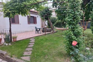 Gîte pour 4 personnes, avec jardin, animaux acceptés à Sezze
