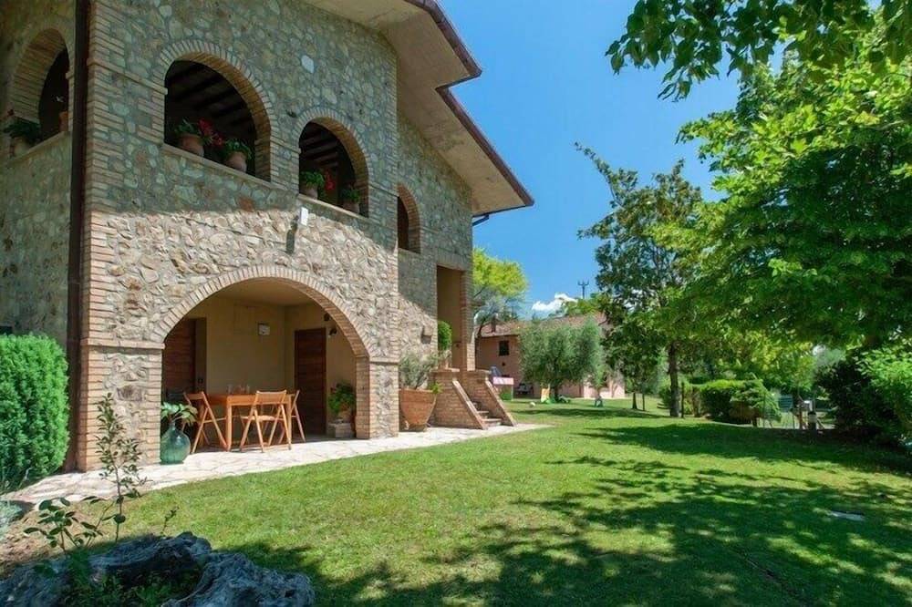Agriturismo Il Poggio, zwei Ferienhäuser mit Pool in Umbertide, Valtiberina