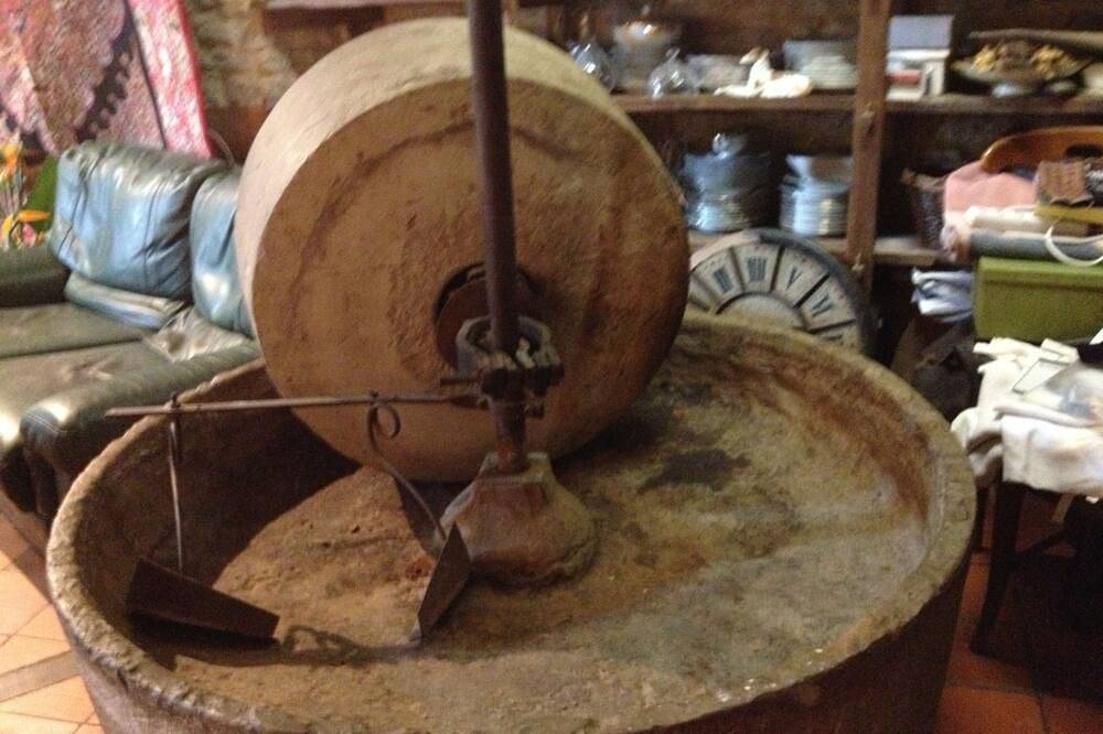 Maison D’hôte pour 5 Personnes dans Vailhourles, Aveyron