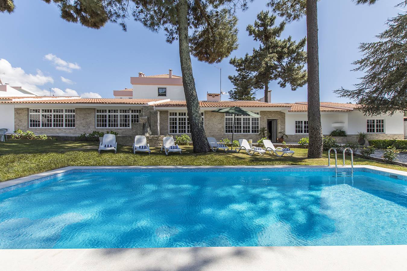 Villa Maia in Aroeira, Corroios