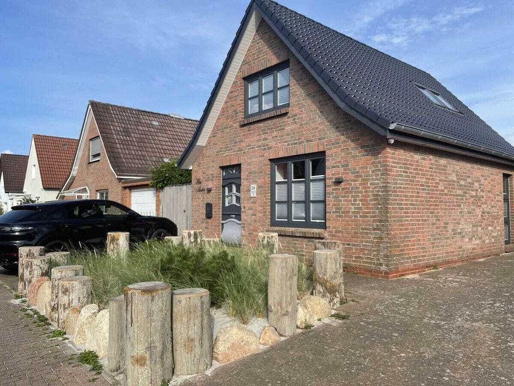 Ferienhaus in Büsum mit Schwimmbecken in Büsum, Dithmarschen