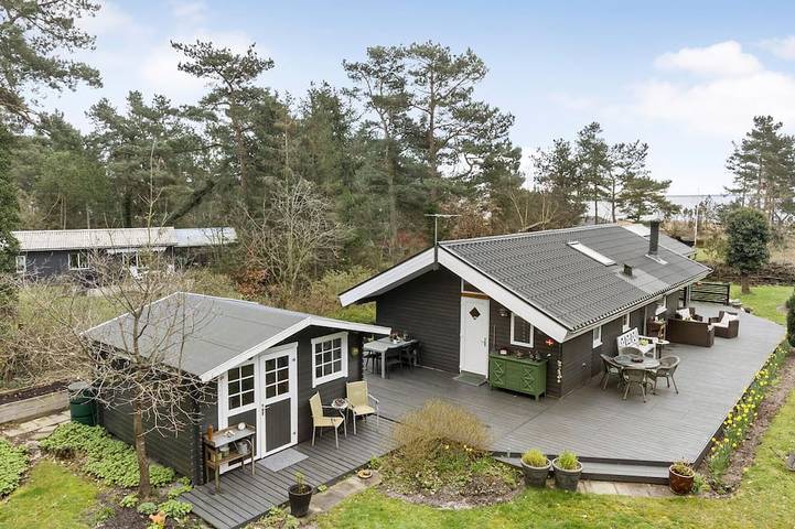Feriehus for 5 personer, med hage i Randers