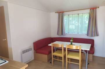 Camping pour 4 Personnes dans Plonévez-Porzay, Région de Châteaulin, Photo 4