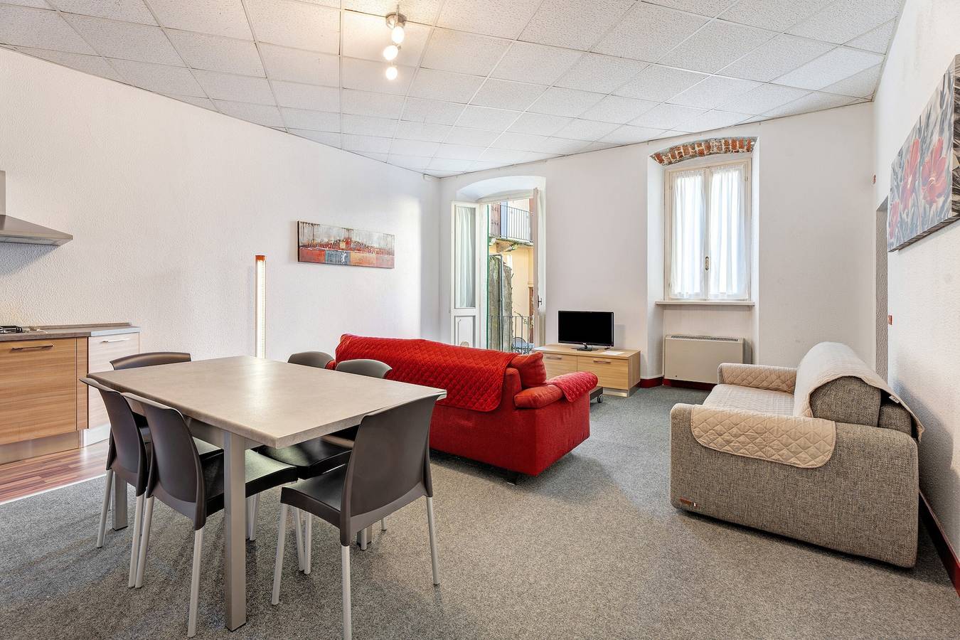 Entire apartment, Apartment 'Cabianchi Rosso - Imperial Suite' with Lake View, Private Terrace and Wi-Fi in Orta San Giulio, Lake Orta