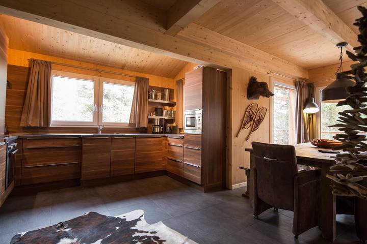 Ferienhaus für 11 Personen, mit Balkon und Whirlpool sowie Terrasse und Sauna in Nockberge