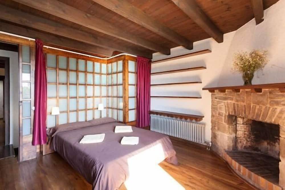 Casa rural (alquiler íntegro) Can Feló para 11 personas in Tavertet, Osona