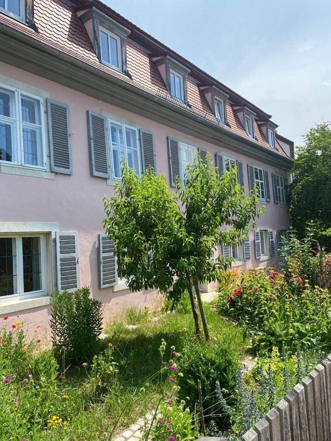 Ferienwohnung für 2 Personen, mit Garten und Ausblick