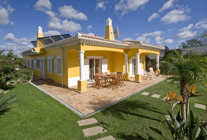 Location de vacances pour 8 personnes, avec balcon et jardin dans Boliqueime - 2