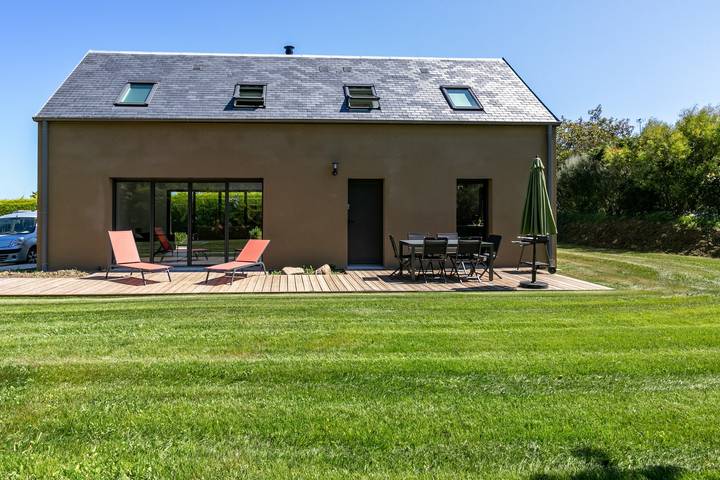 Location de vacances pour 6 personnes, avec jardin et terrasse, animaux acceptés dans L Armor - 3