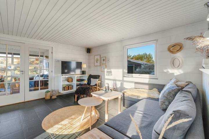 Ferienhaus für 6 Personen, mit Balkon/Terrasse und Whirlpool sowie Terrasse und Sauna in Søndervig - 2