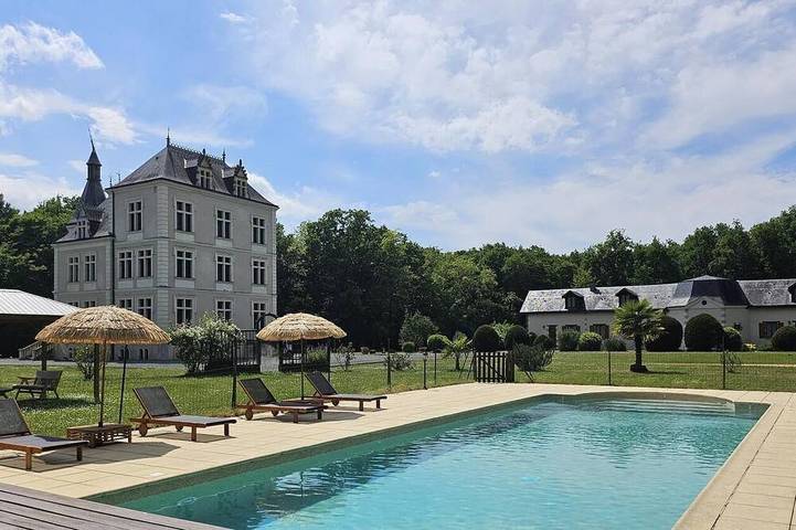 Location de vacances pour 6 personnes, avec jardin à Rillé