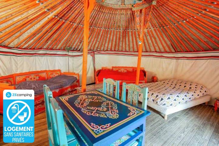 Tente pour 6 personnes en Cotes-d'Armor - 2