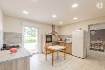 Gîte pour 11 Personnes dans Serley, Région de Louhans, Photo 2