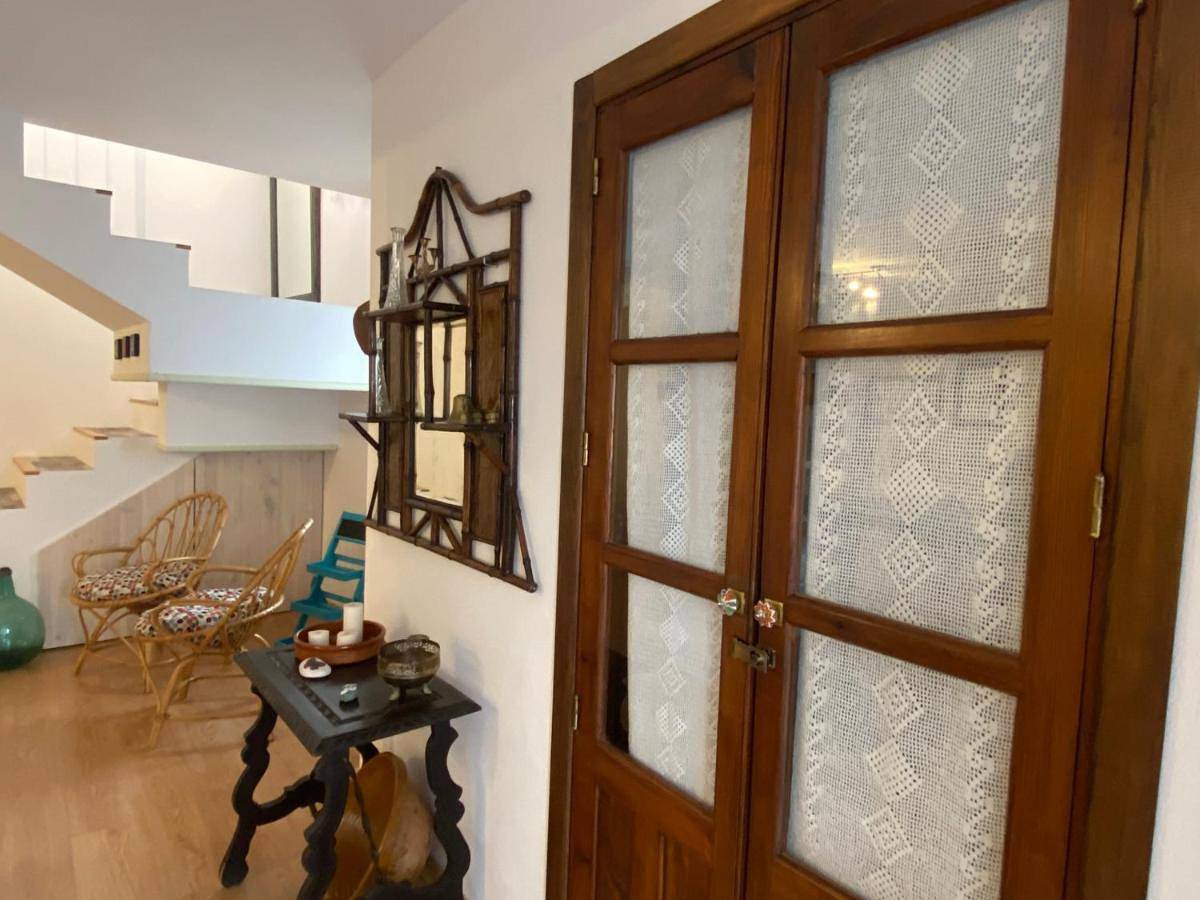 Three-Bedroom House in Genalguacil, Malaga Prowincja
