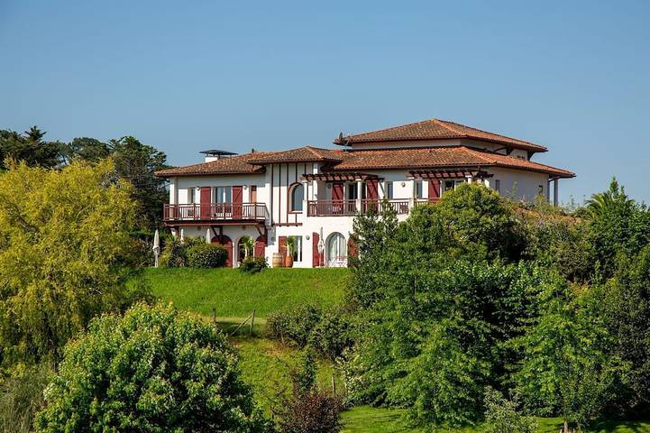 Maison de vacances pour 7 personnes, avec Balcon et Jardin à Ahetze
