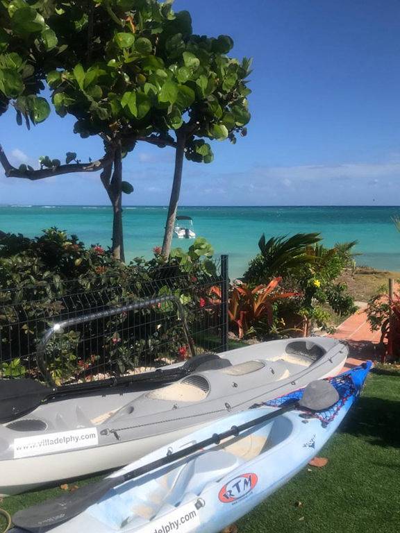 Gîte pour 8 personnes, avec piscine ainsi que jardin et terrasse dans Golf international de Saint François - 4