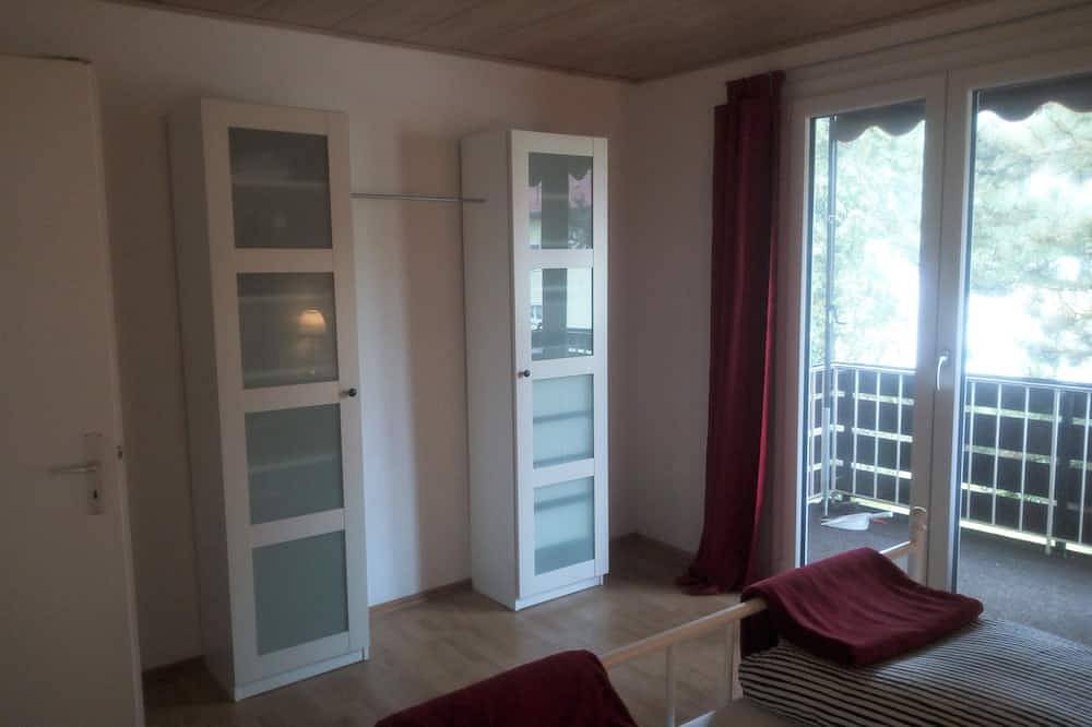 Ganze Wohnung, Schöne und gemütliche Ferienwohnung in Villingen-Schwenningen, Mittlerer Schwarzwald