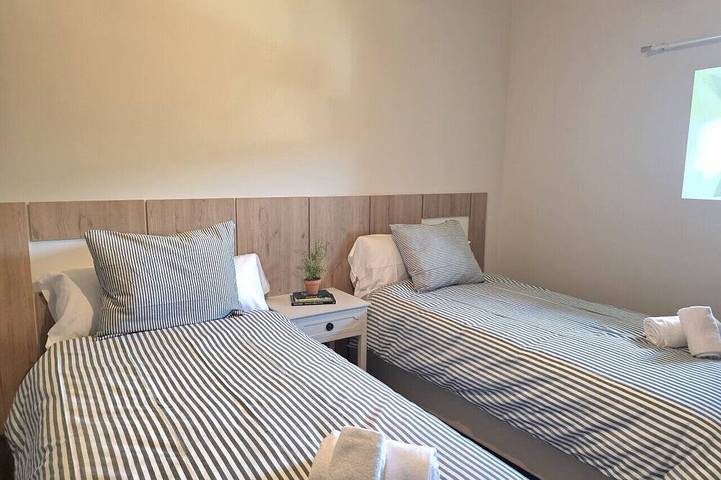 Appartement entier, Casa De Postas - Bajo con jardín 3 dormitorios in Meruelo, Côte Cantabrienne