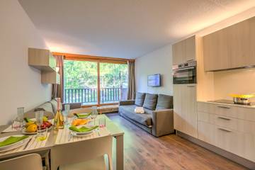 Appartamento per 3 Persone in Cesana Torinese, Via Lattea, Foto 1