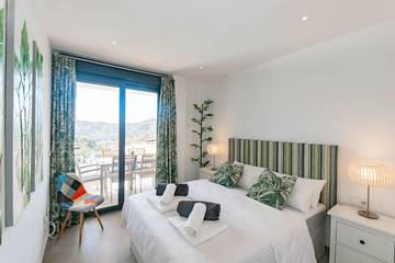 Glamping for 5 People in Cómpeta, Málaga Province, Photo 2