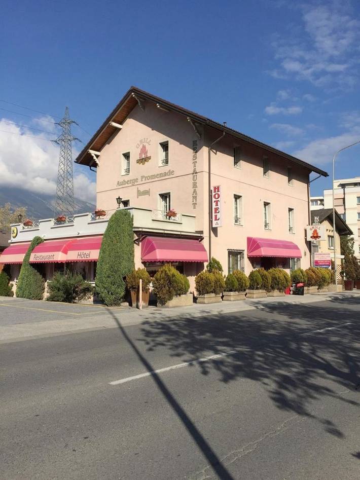 Hôtel pour 2 personnes, avec terrasse et vue à Sierre