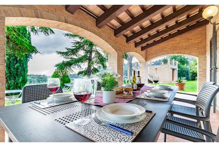 Ferienhaus für 10 Personen, mit Terrasse und Garten in Pesaro - 3