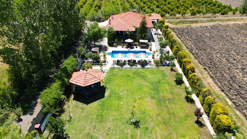 Ferienhaus für 8 Personen, mit Garten und Pool sowie Whirlpool, mit Haustier in Ägäisregion - 3