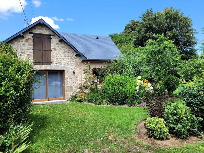 Gîte de France 2 Personen in Marcillac-la-Croisille, Tulle und Umgebung