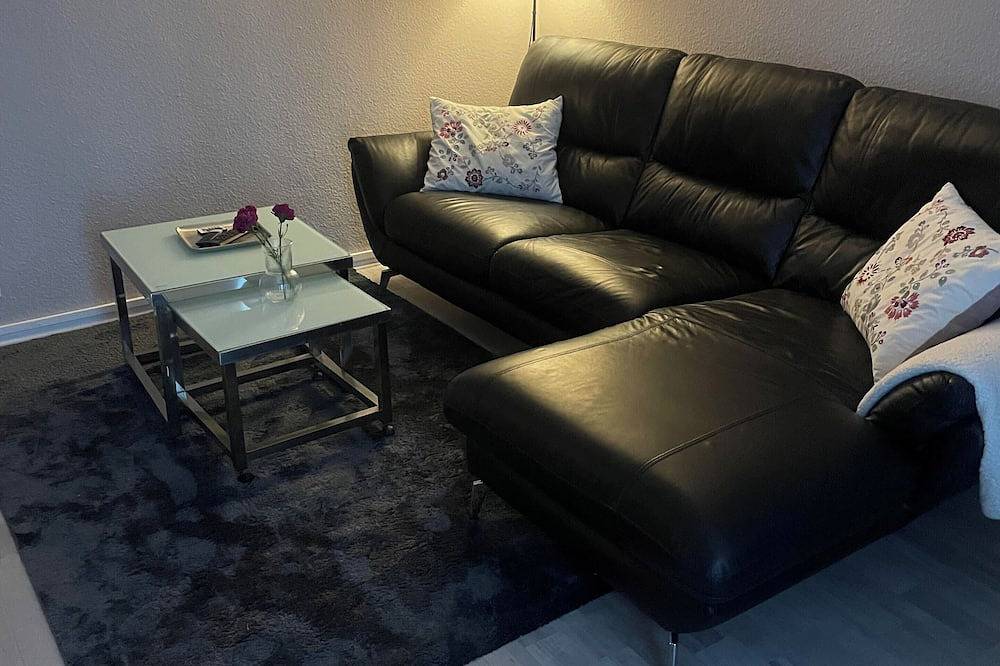 Geheel appartement, Quiet apartment 4 min from the cathedral with office and balcony in Nippes (Köln), Keulen