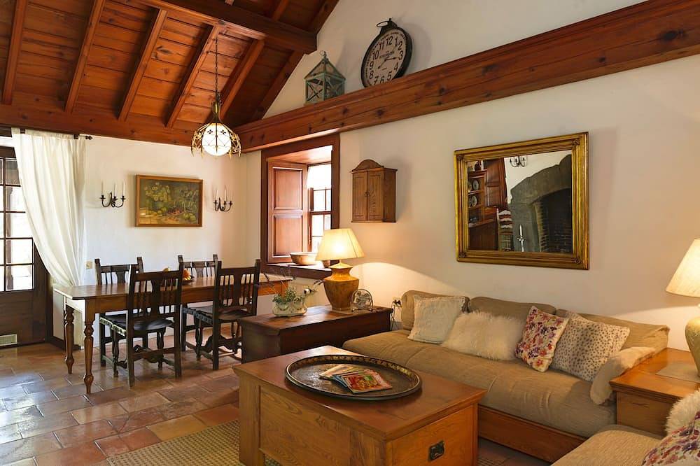 Idyllic volcanic stone chalet in a pine grove on the edge of the national park in El Paso (La Palma), La Palma South