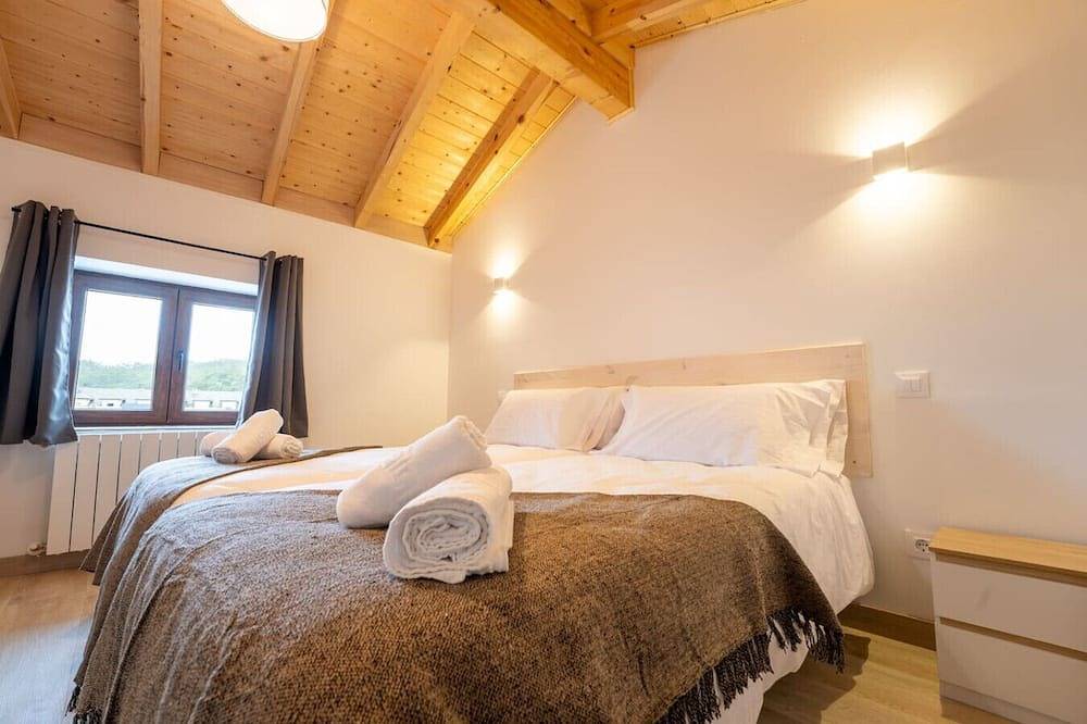 Entire apartment, Encanto rural en Arce in Puente Arce, Piélagos