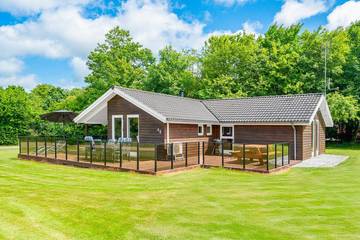 Villa für 6 Personen, mit Whirlpool und Sauna, mit Haustier in Jegum