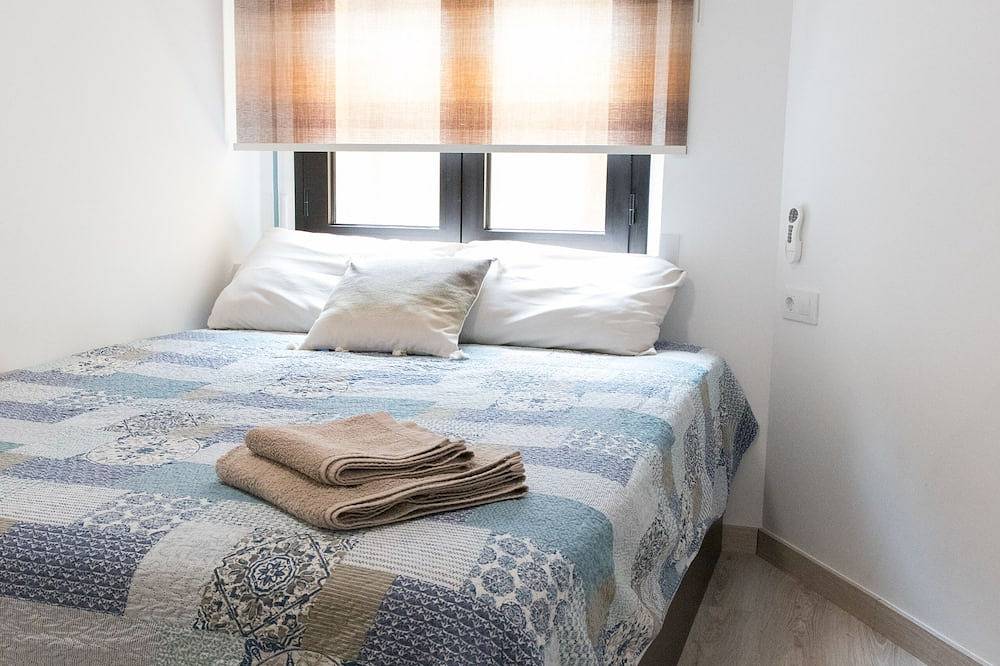 Apartamento entero, Centro de Figueres ¡A 4 min a pie del Museo Dalí ! Spirals Stairs Duplex terraza in Figueras, Alt Empordà