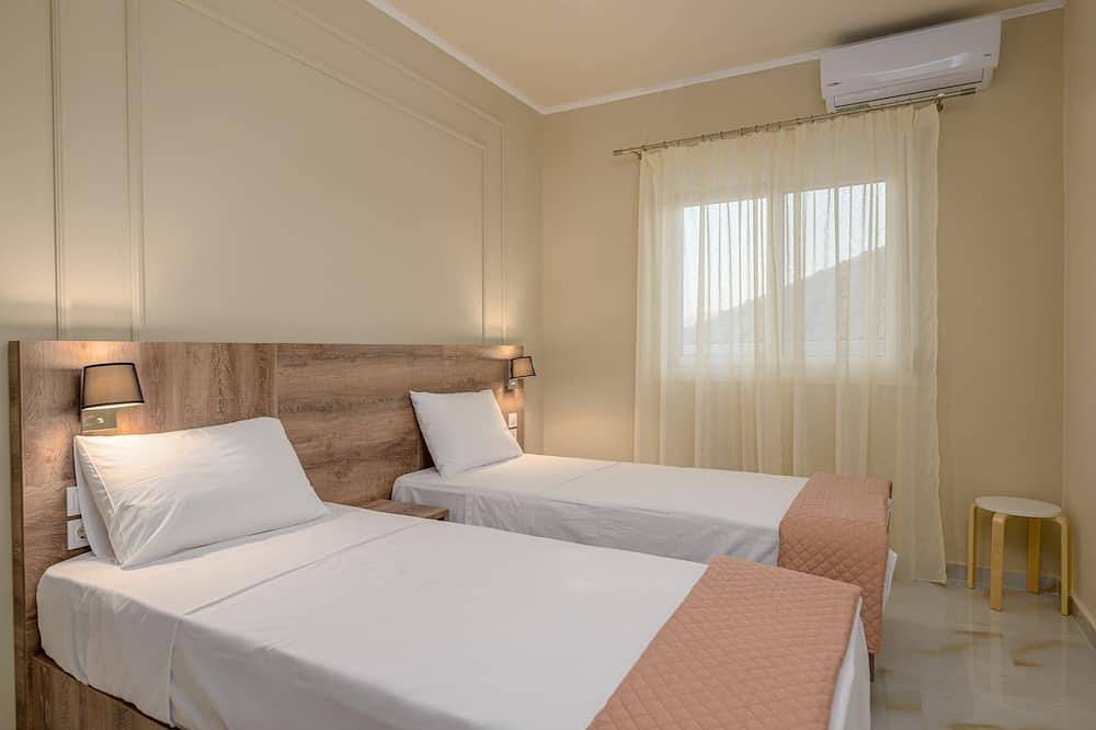 Appartamento intero, Deluxe two bedroom family apartment with kitchen and balcony in Preveza unità periferica