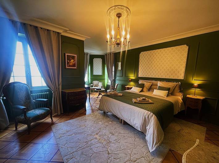 Chambre d’hôte pour 2 personnes, avec piscine ainsi que jardin et sauna dans la Loire - 4