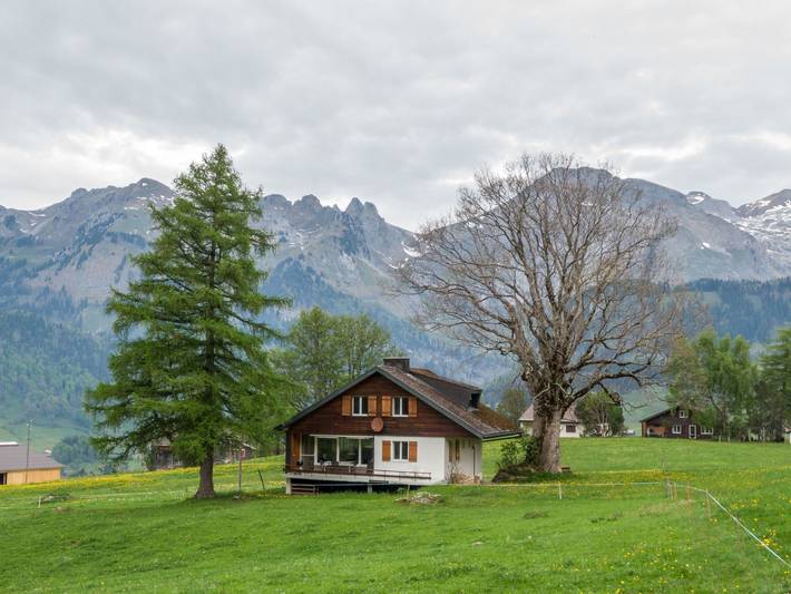 Ferienhaus für 8 Personen, mit Garten und Sauna