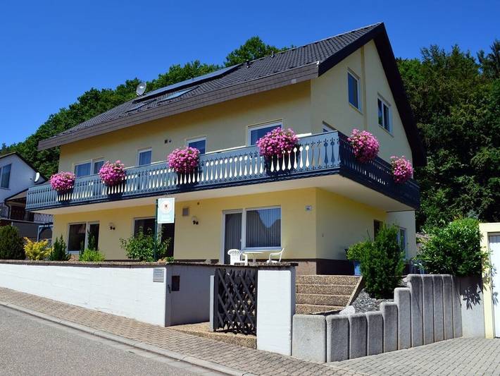 Ferienhaus für 2 Personen, mit Terrasse und Pool sowie Garten in der Pfalz - 2