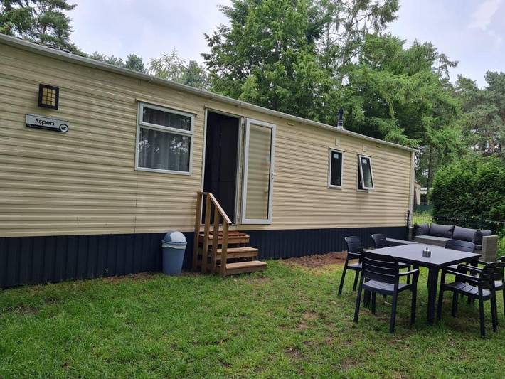 Tente pour 6 personnes, avec vue ainsi que jardin et piscine en Belgique