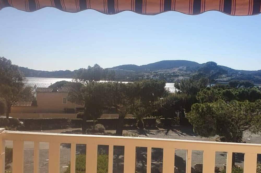 Ganze Wohnung, Studio cabine dans résidence avec piscine in Agay, Saint-Raphaël