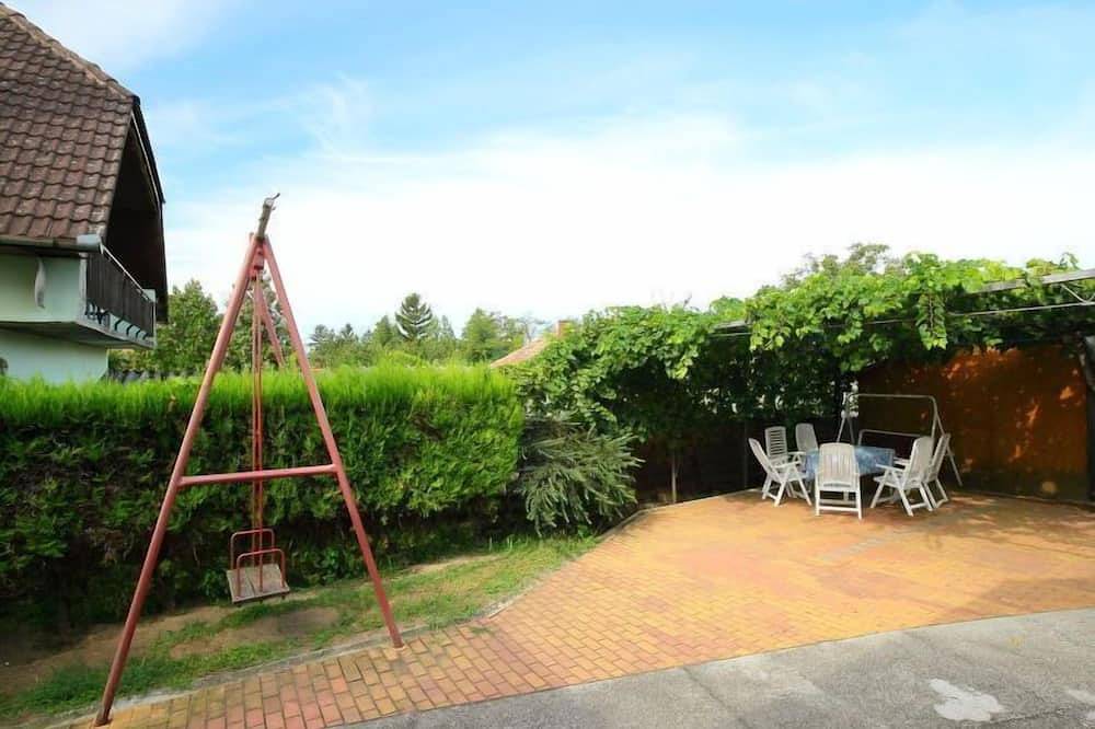 Ganze Wohnung, Cabernet by Interhome in Balatonszemes, Plattensee Südufer