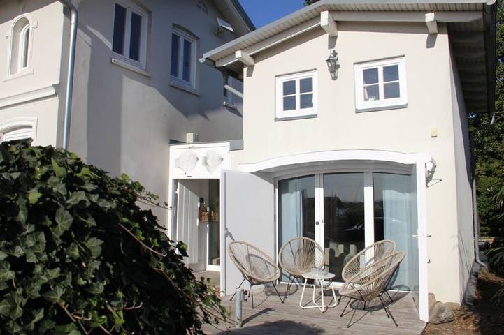 Ferienwohnung für 6 Personen, mit Terrasse und Garten in Heikendorf