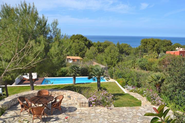 Maison de vacances pour 4 personnes, avec Balcon ainsi que Terrasse et Jardin à Betlem
