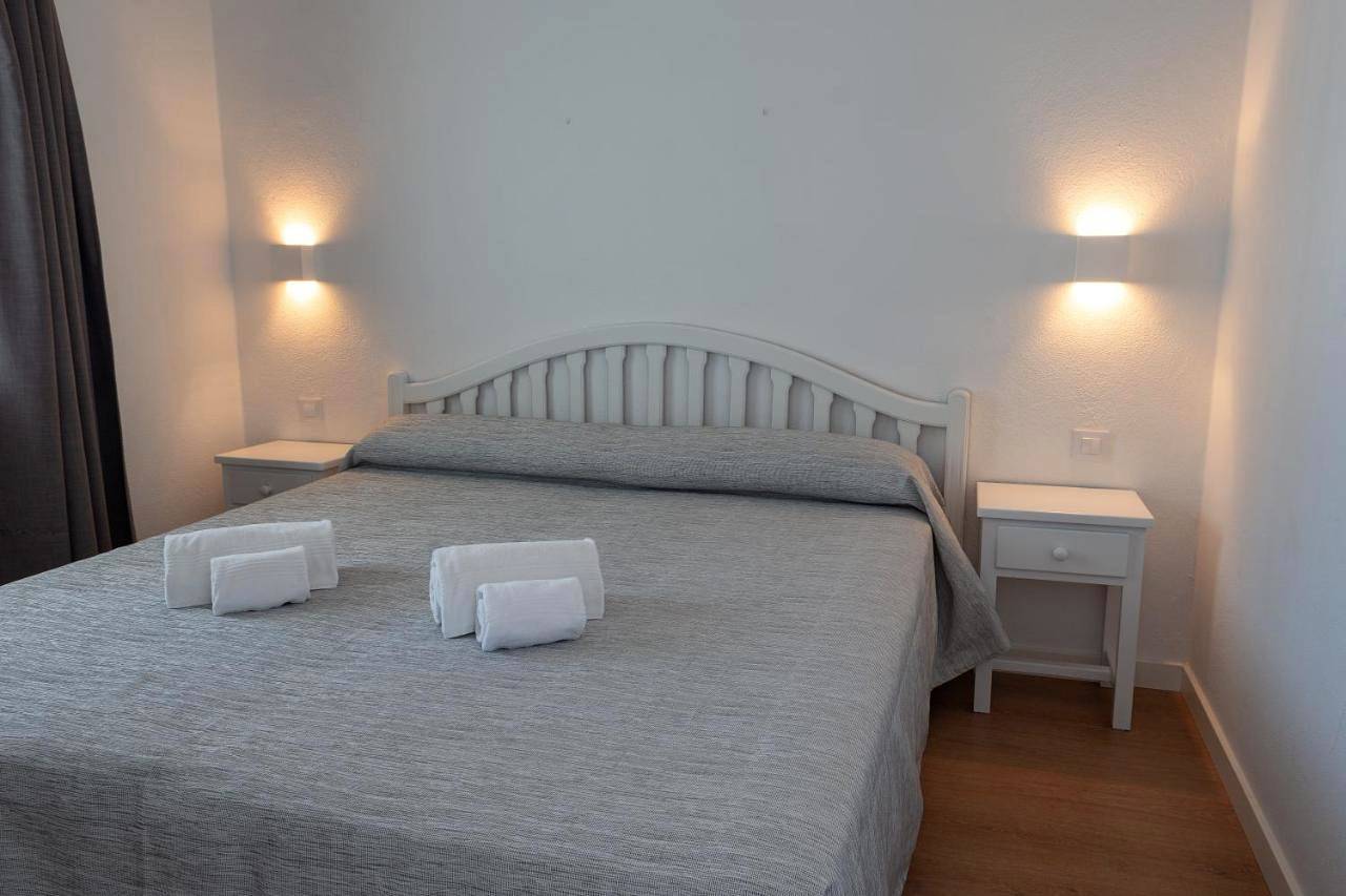 Apartamentos Los Naranjos in S'Algar, Sant Lluís