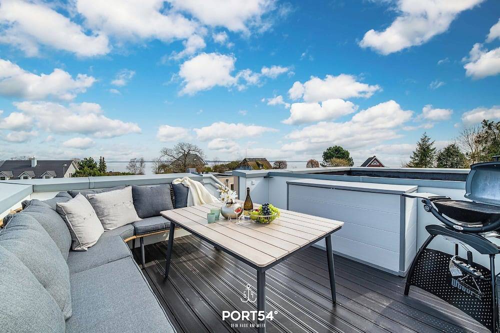 Meerliebe - Meerblick, Dachterrasse, Infrarot-Sauna, Dusche, E-Ladesäule in Glücksburg, Flensburger Förde