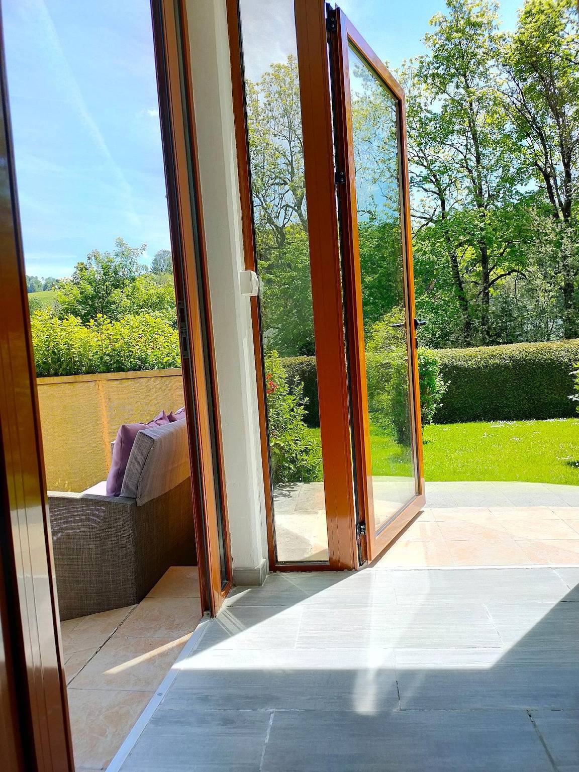 Appartement de vacances entier, Gite Iris Montagnes du Jura avec Spa Sauna rivière in Foncine-le-Haut, Parc naturel régional du Haut-Jura